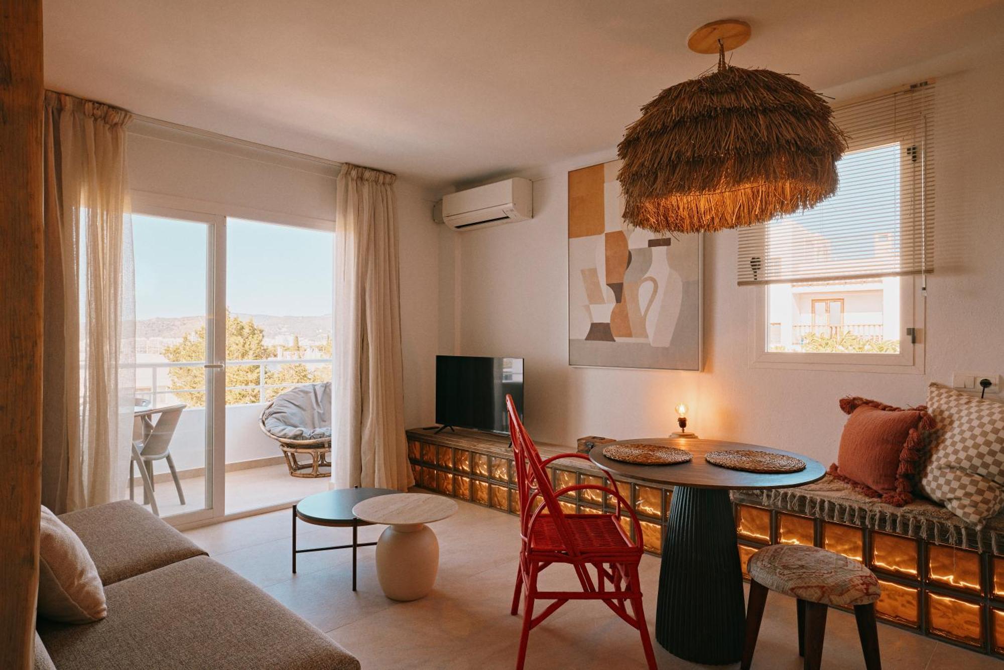 Aparthotel Sunset Oasis Ibiza Adults Only - New 2025 San Antonio (Ibiza)